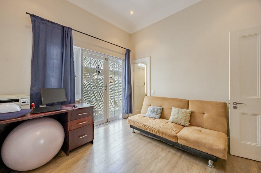 3 Bedroom Property for Sale in Woodstock Western Cape